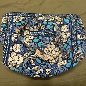 Retired Vera Bradley Blue Bayou Large Tote Overnight Bag